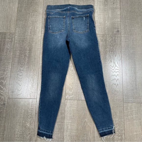 SPANX Distressed Ankle Skinny Jeans Size Medium - Picture 8 of 9